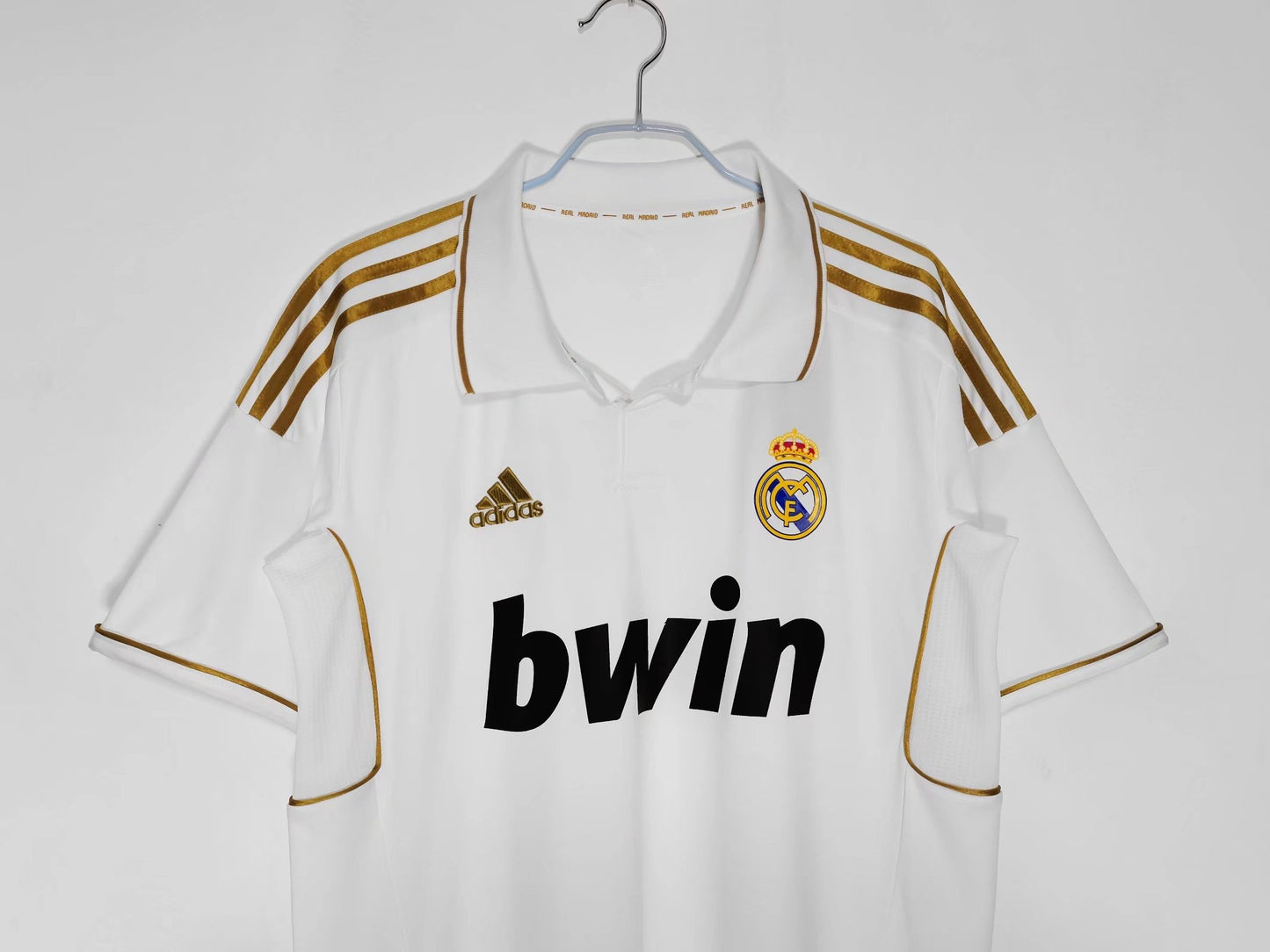 Real Madrid 2011-2012 Away Shirt