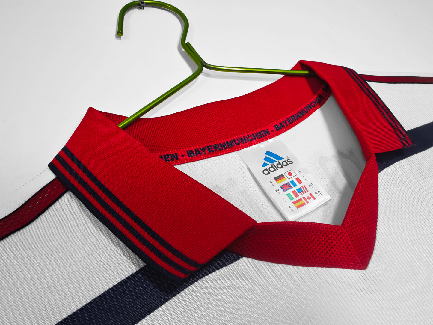 FC Bayern München 1998-2000 Away Shirt