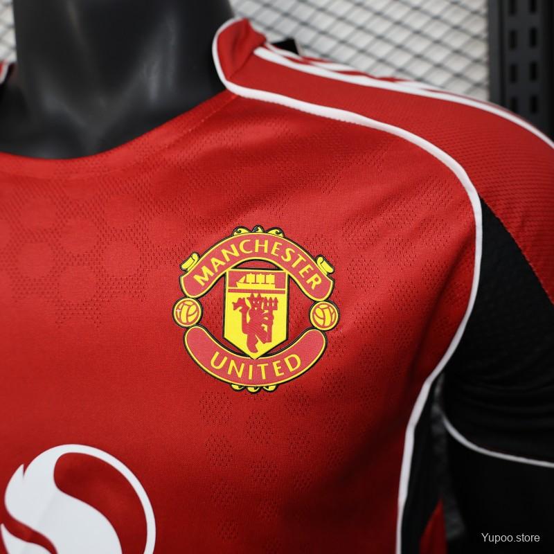 Manchester United 2025-2026 Home Shirt