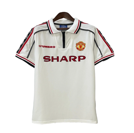 Manchester United 1998-1999 Away Shirt