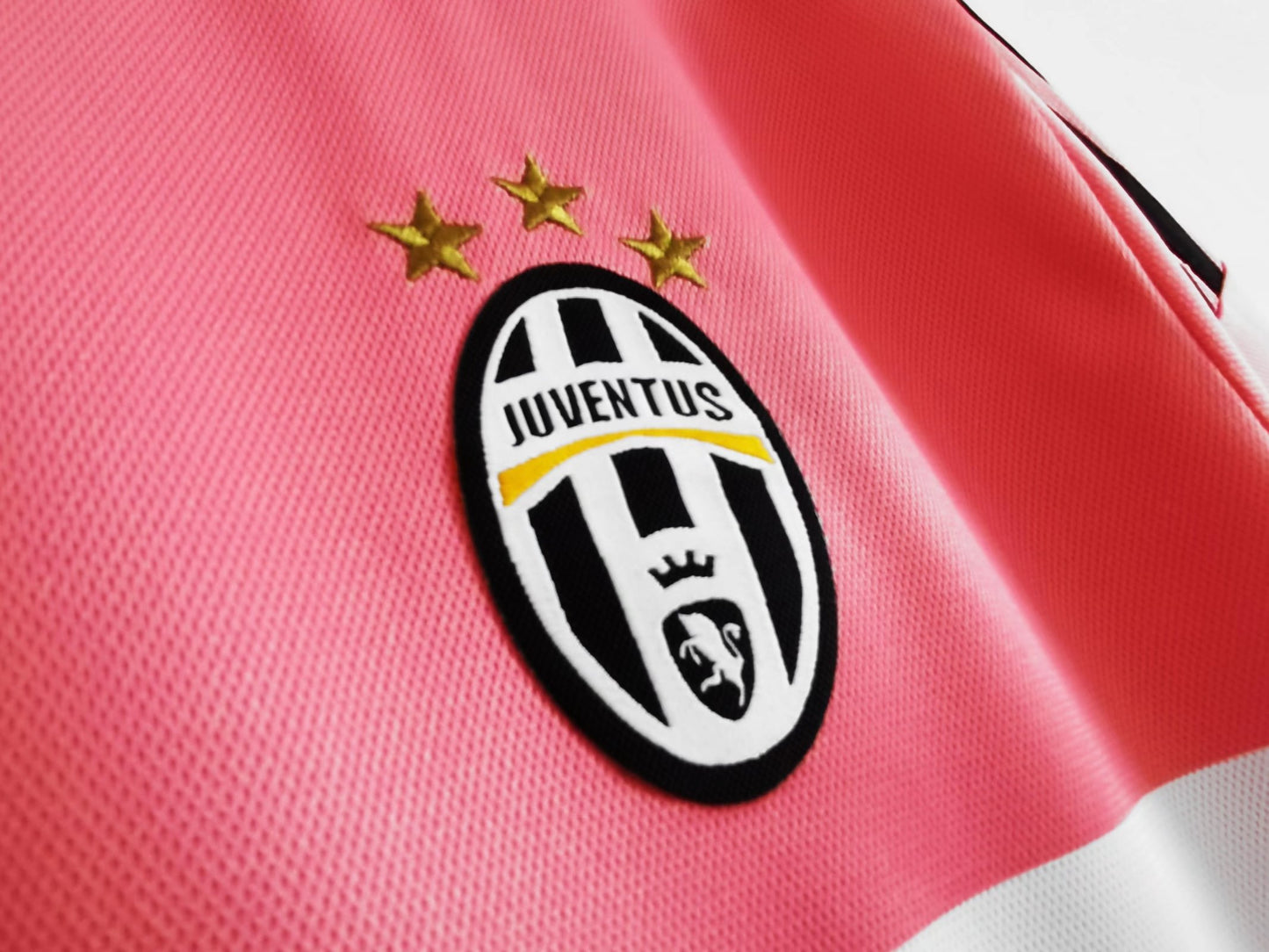 Juventus 2015-2016 Away Shirt