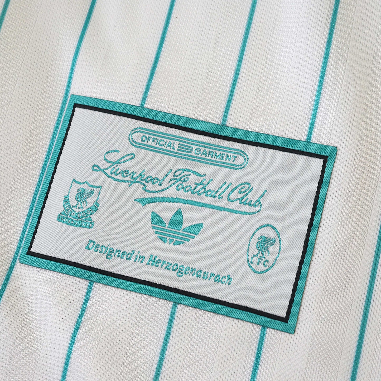 Liverpool 2025-2026 Fan Shirt