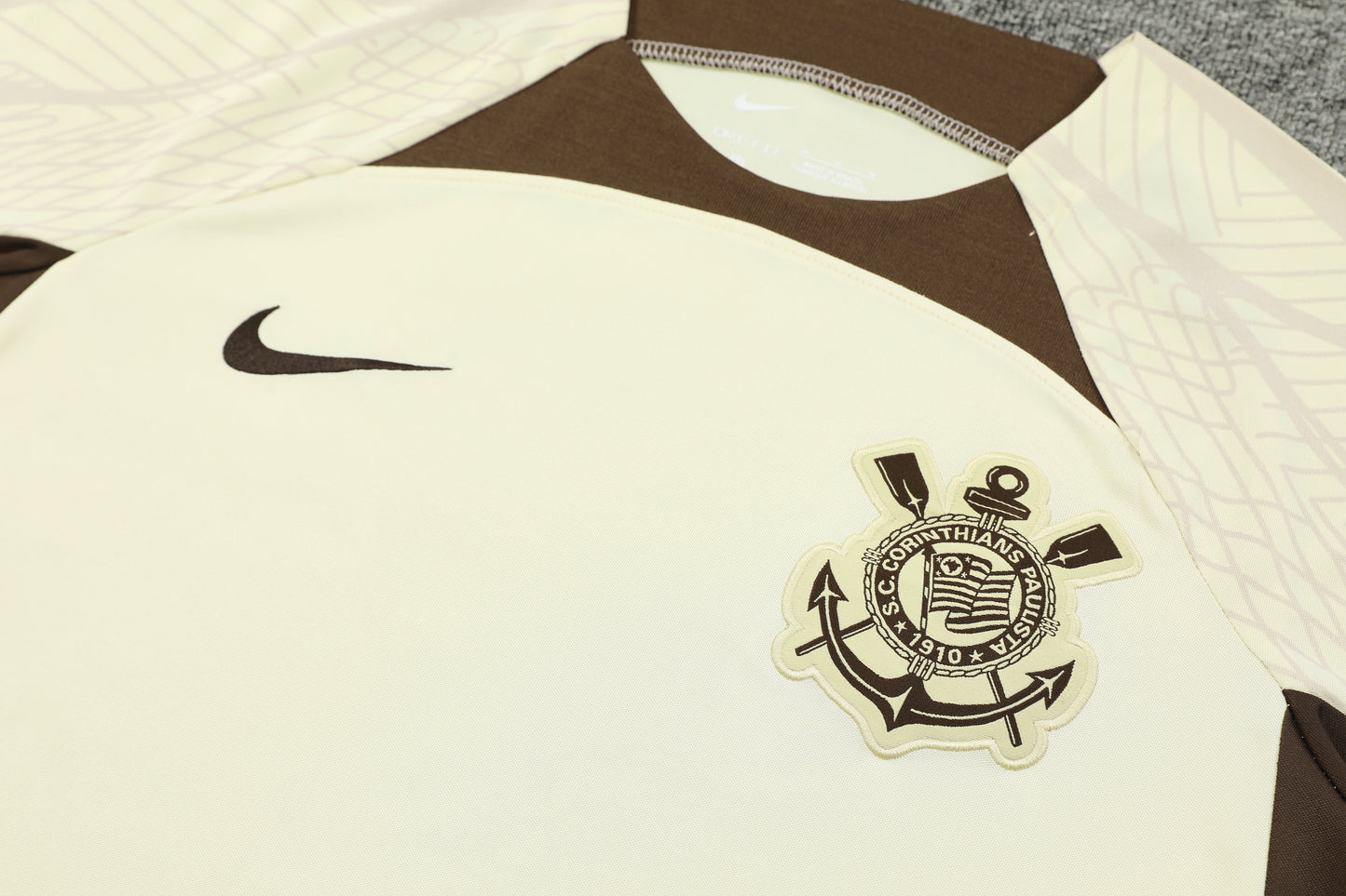 Corinthians Creme/Brown Training Set