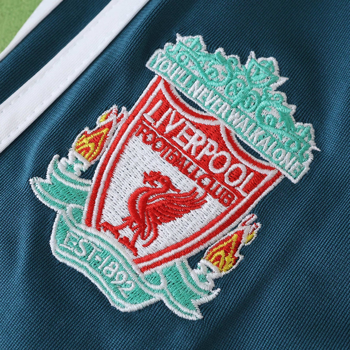 Liverpool 2006-2007 Away Kids Set