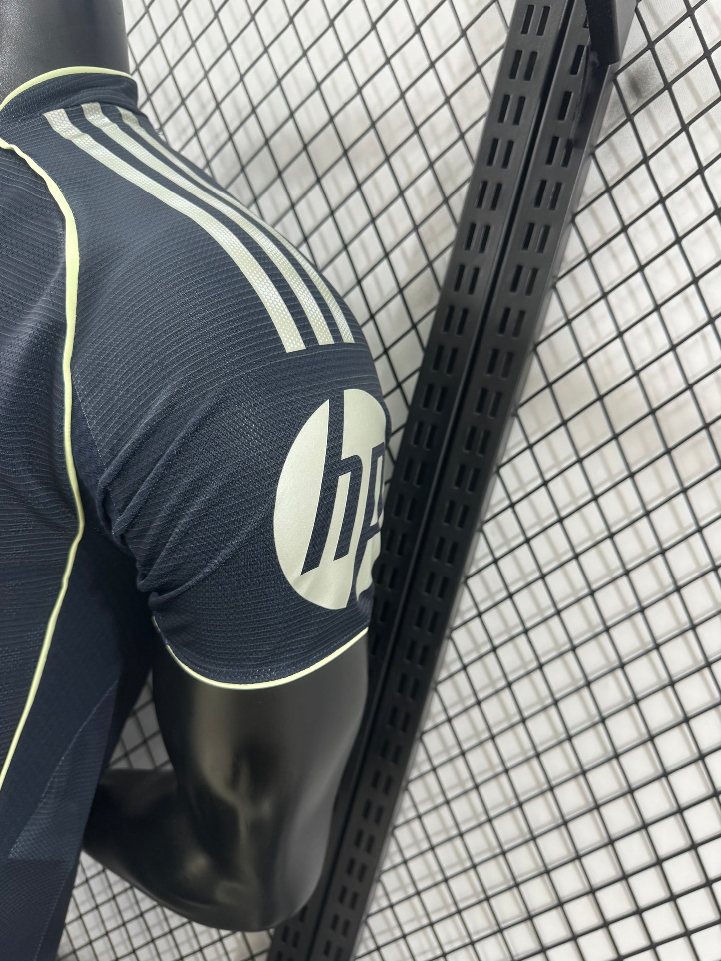 Real Madrid 2025–2026 Away Shirt