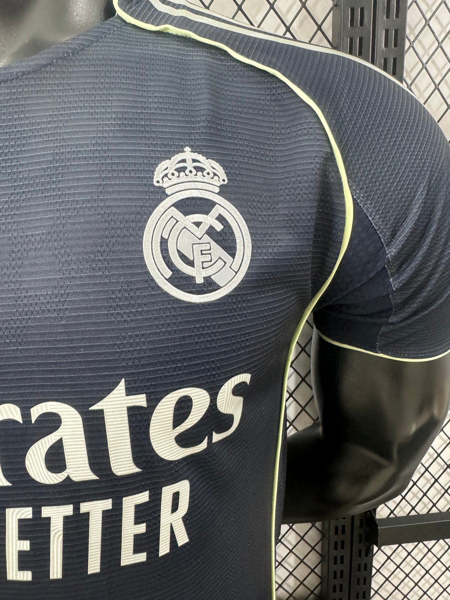 Real Madrid 2025–2026 Away Shirt