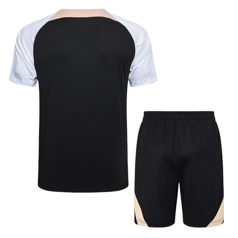 Chelsea Black/White/Gold Training Set